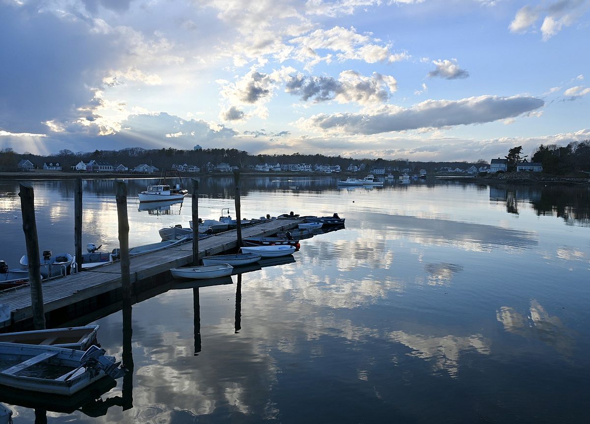 A Cold & Windy Cape Porpoise: Photo by Robert Dennis