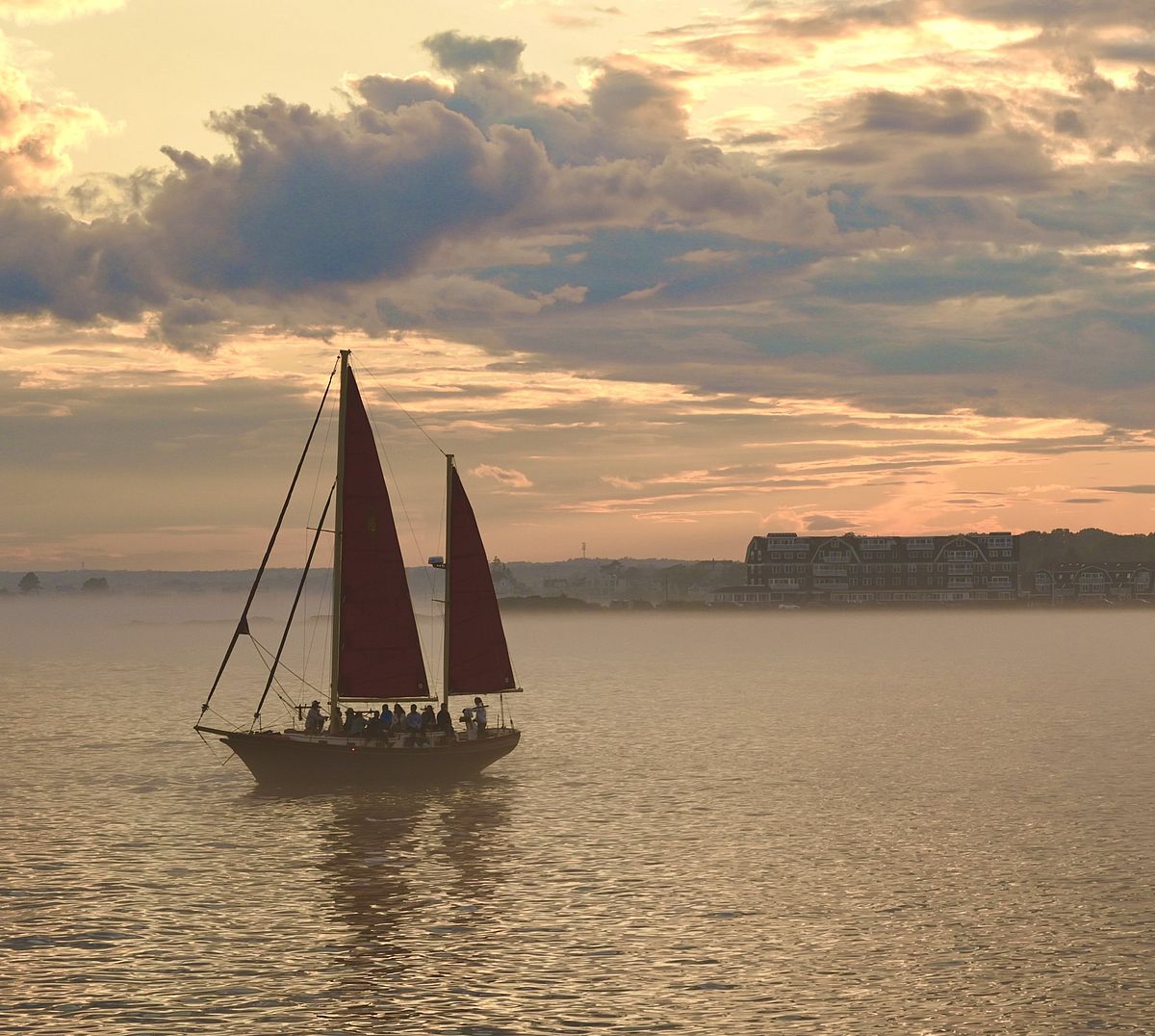 Pineapple Ketch, photo by Bob Dennis